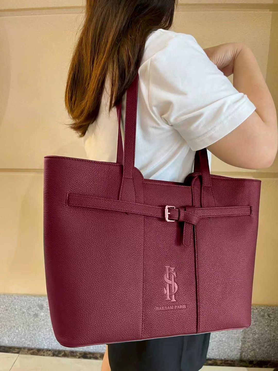 Luxury TOGO Leather Tote Bag – Parisian Elegance with Insulated Compartment