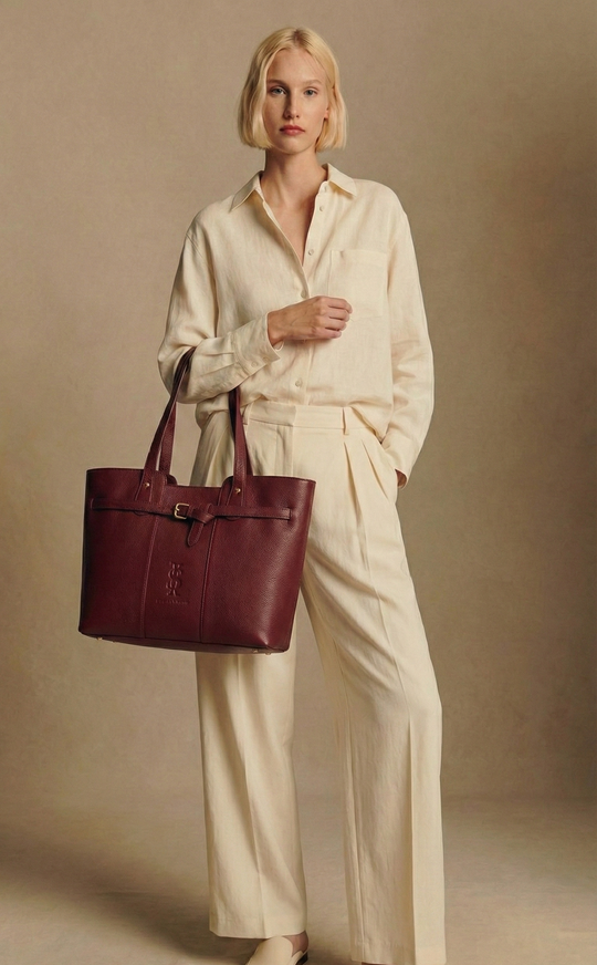 Luxury TOGO Leather Tote Bag – Parisian Elegance with Insulated Compartment