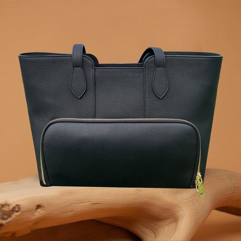  Compartiment isotherme du sac Signature HAKSAM Paris cuir Togo, ouvert et rempli de nourriture et boissons
